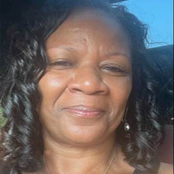 Sandra Davis